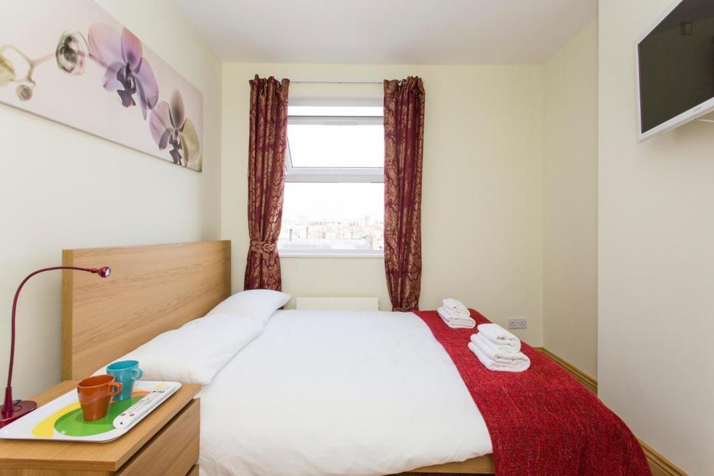 406 Harrow Otel Londra Oda fotoğraf