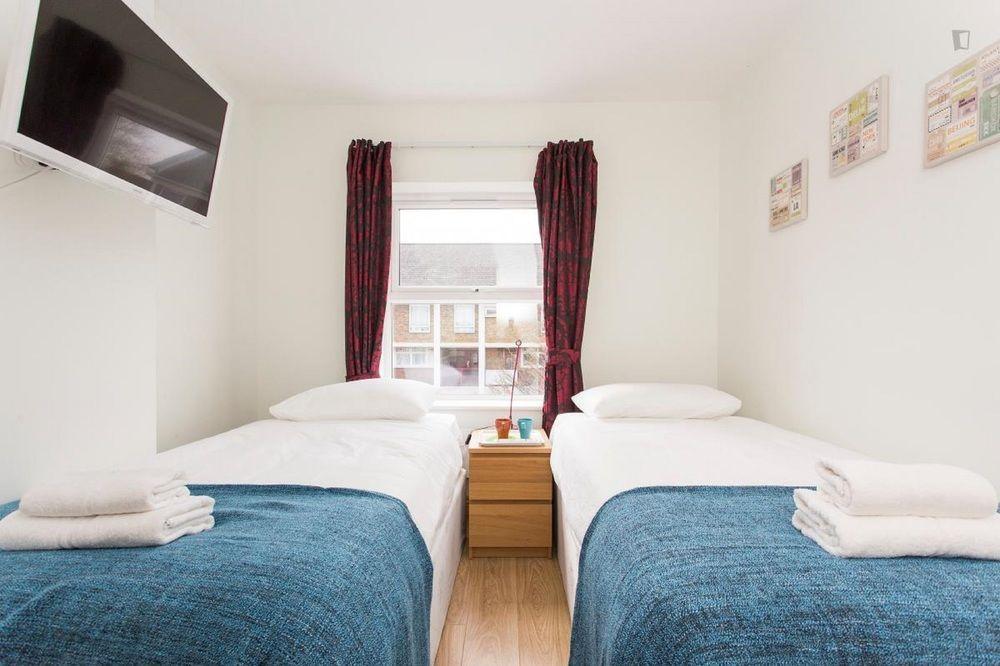 406 Harrow Otel Londra Dış mekan fotoğraf
